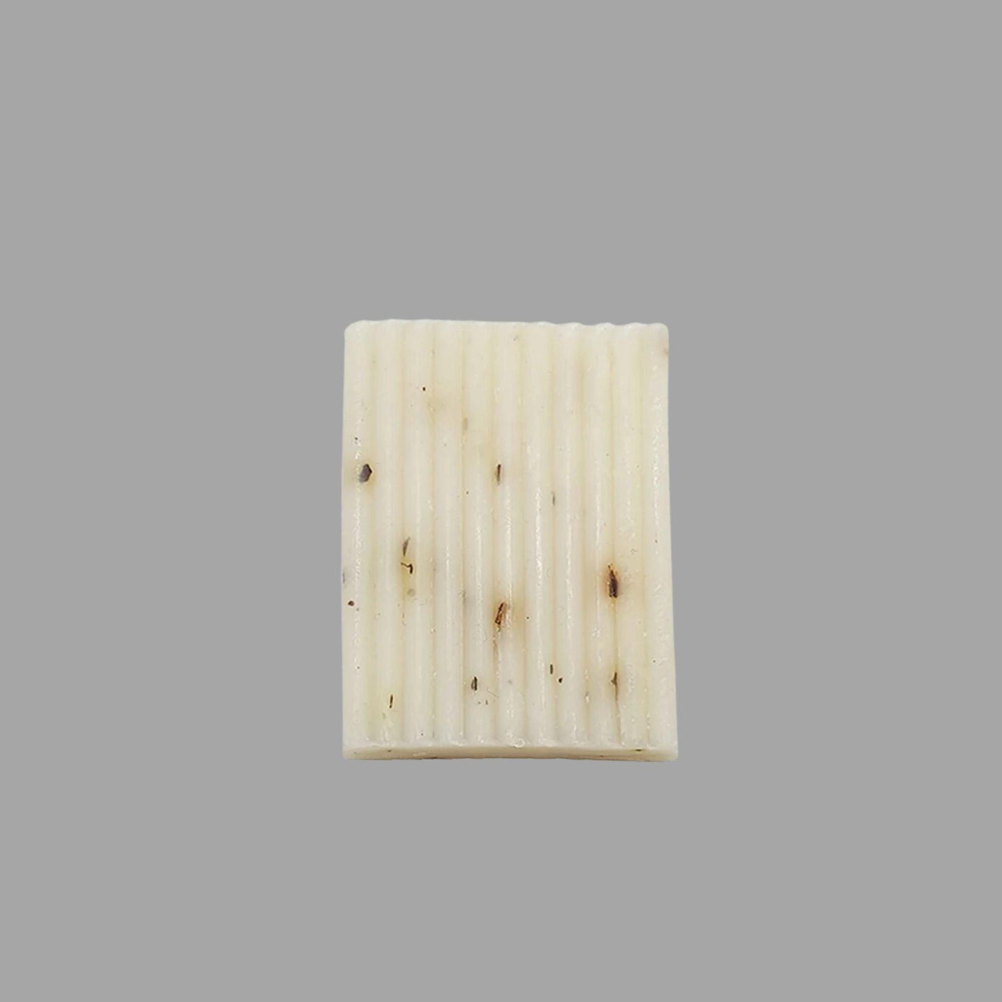 rechteckige-beige-natursteinplatte