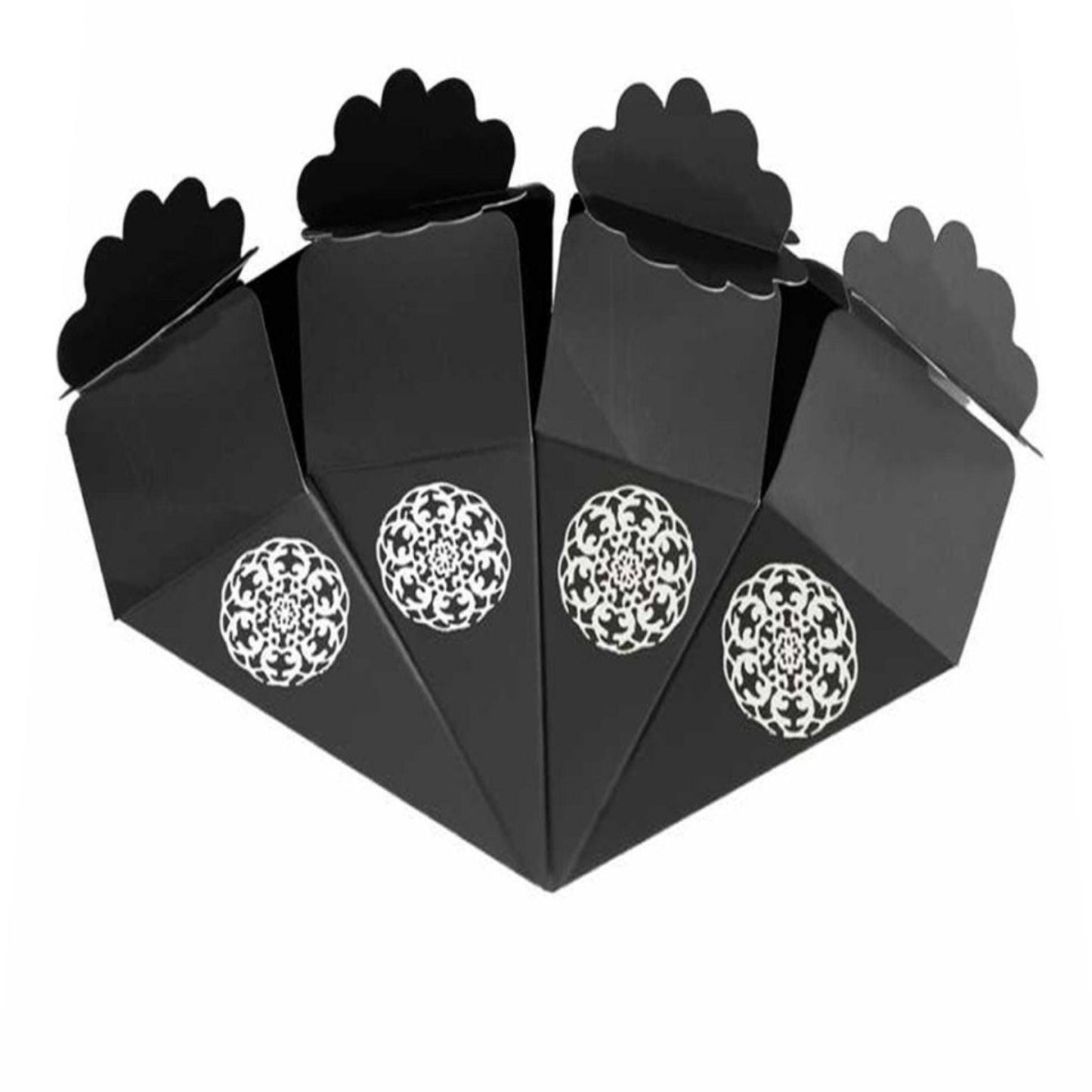 Schwarze Herz-Geschenkbox mit Ornament