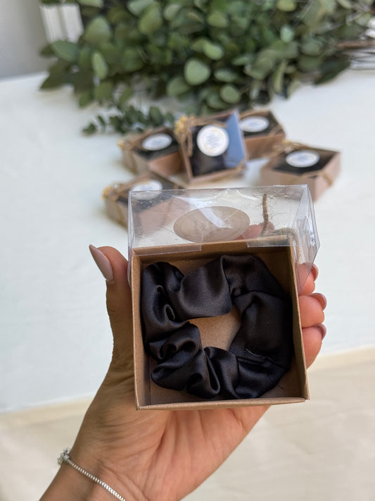 Gastgeschenk Set Haargummi Schwarz in Kraftbox (für 50 Gäste)