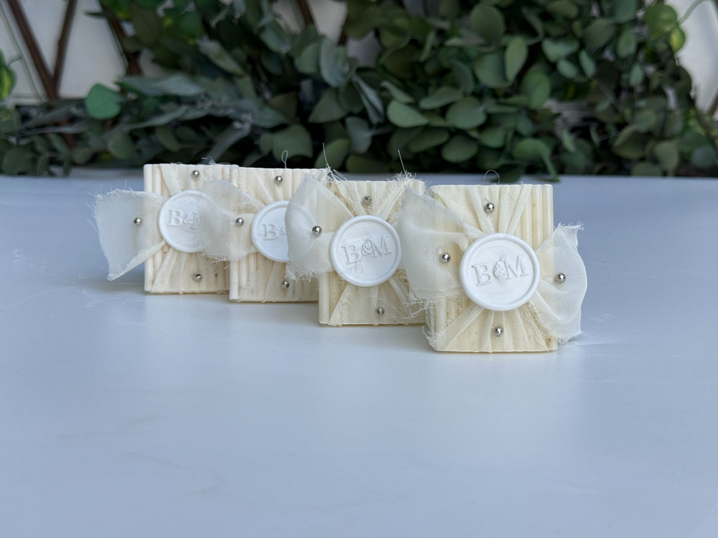 Gastgeschenk Set Weiße Siegelband Seife für 50 Gäste